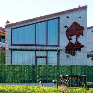 Cabañas la Senda de los Elefantes - Cabárceno, Bisontes